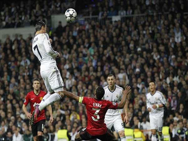 kỹ thuật đá bóng của Ronaldo
